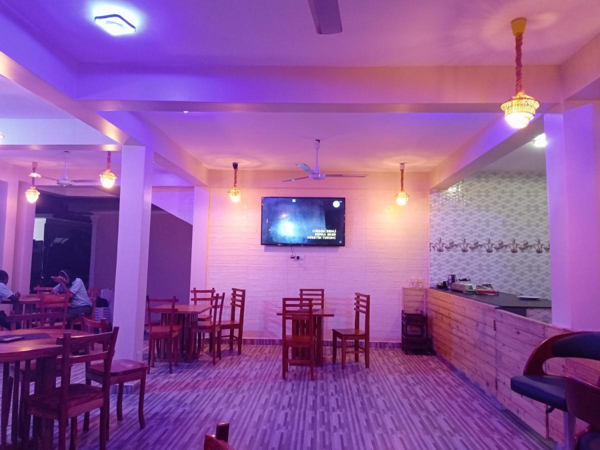 Chibuba Airport Accommodation Darüsselam Dış mekan fotoğraf