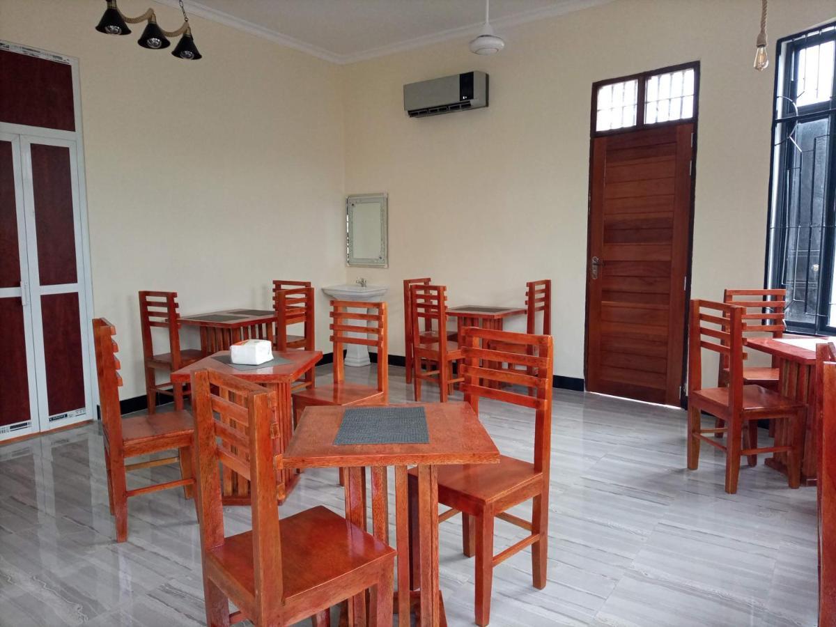 Chibuba Airport Accommodation Darüsselam Dış mekan fotoğraf