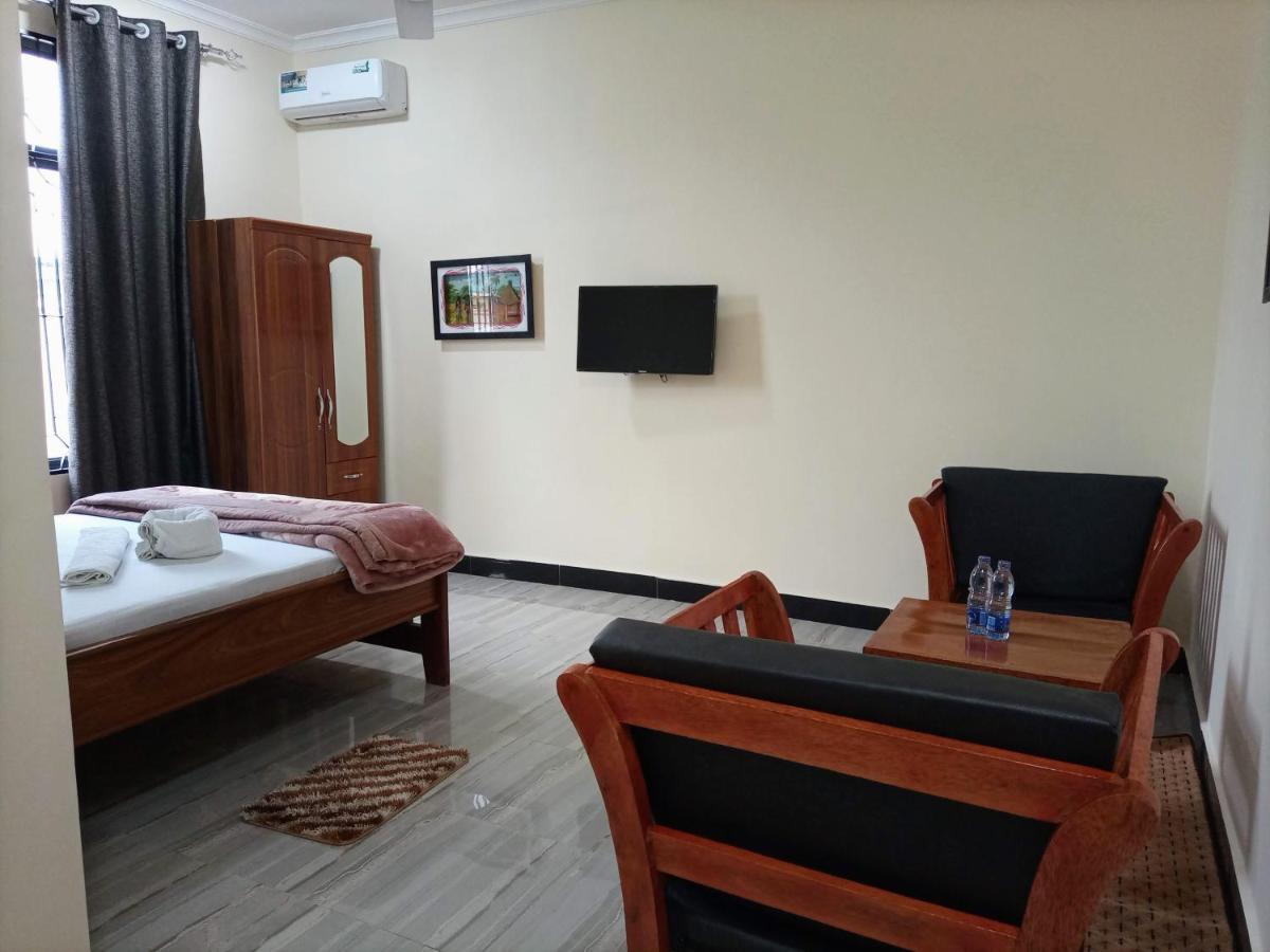 Chibuba Airport Accommodation Darüsselam Dış mekan fotoğraf