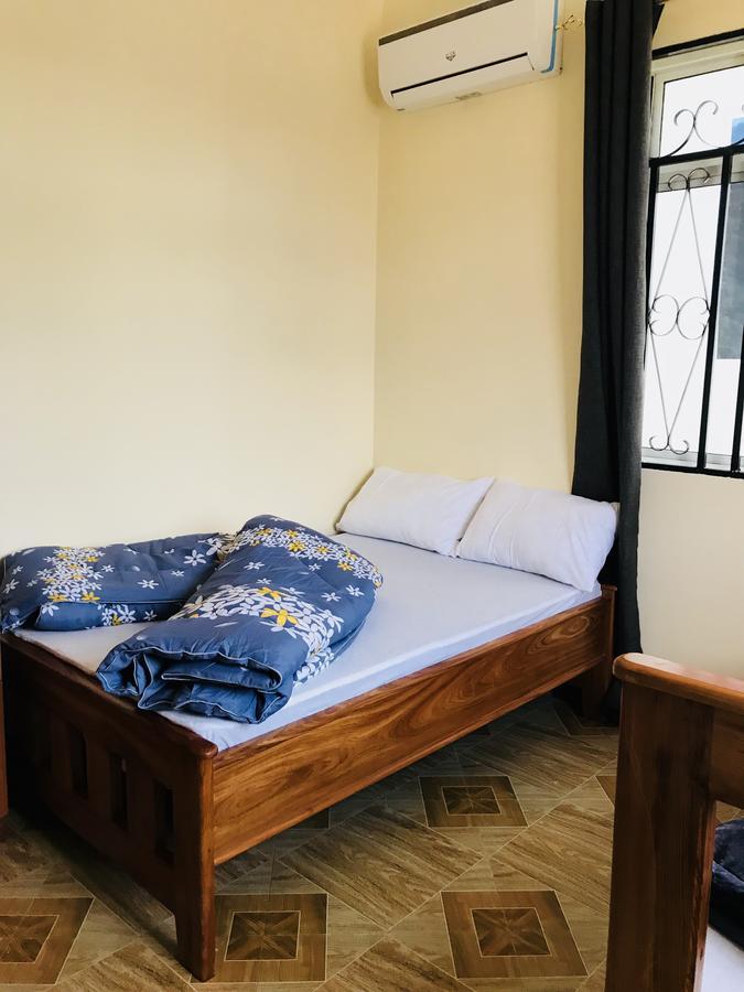 Chibuba Airport Accommodation Darüsselam Dış mekan fotoğraf
