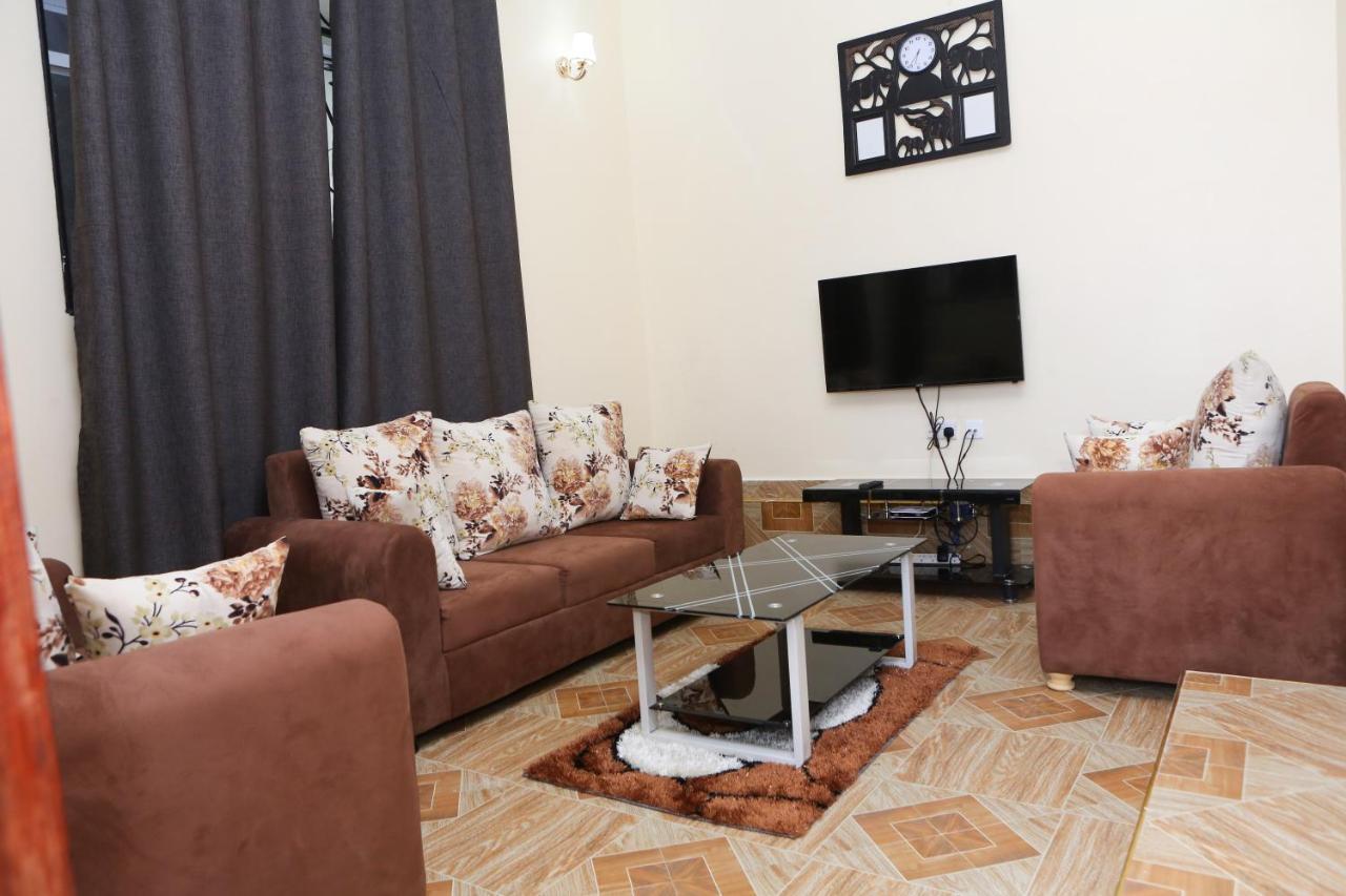 Chibuba Airport Accommodation Darüsselam Dış mekan fotoğraf