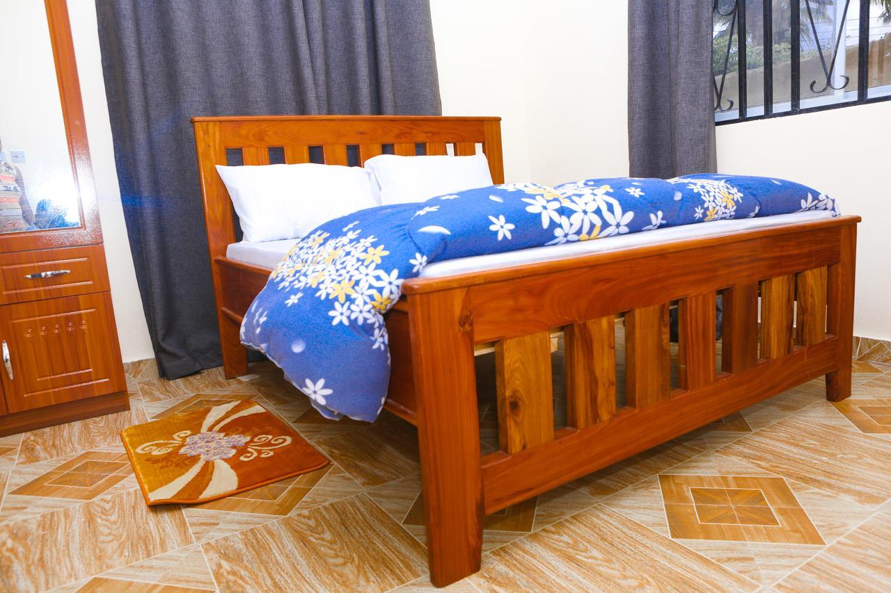 Chibuba Airport Accommodation Darüsselam Dış mekan fotoğraf