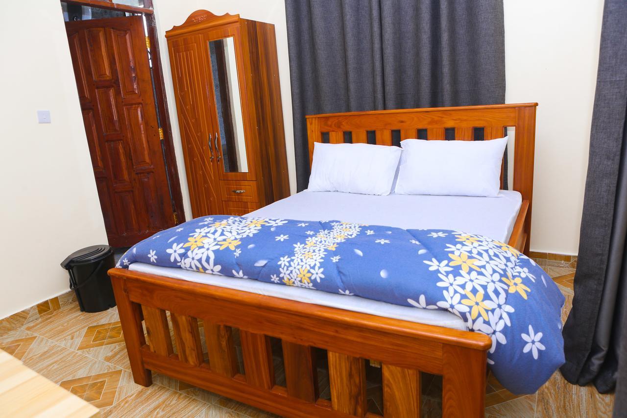 Chibuba Airport Accommodation Darüsselam Dış mekan fotoğraf