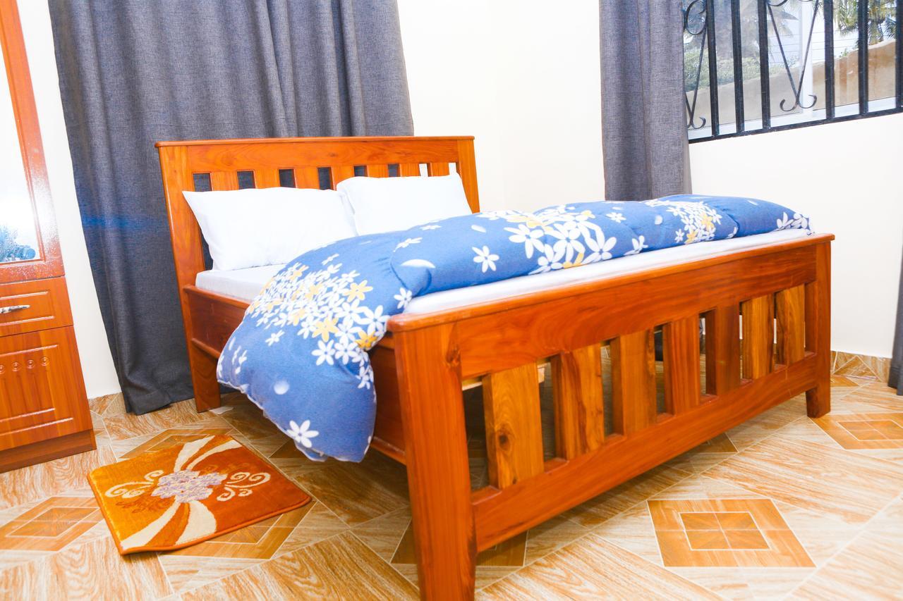 Chibuba Airport Accommodation Darüsselam Dış mekan fotoğraf