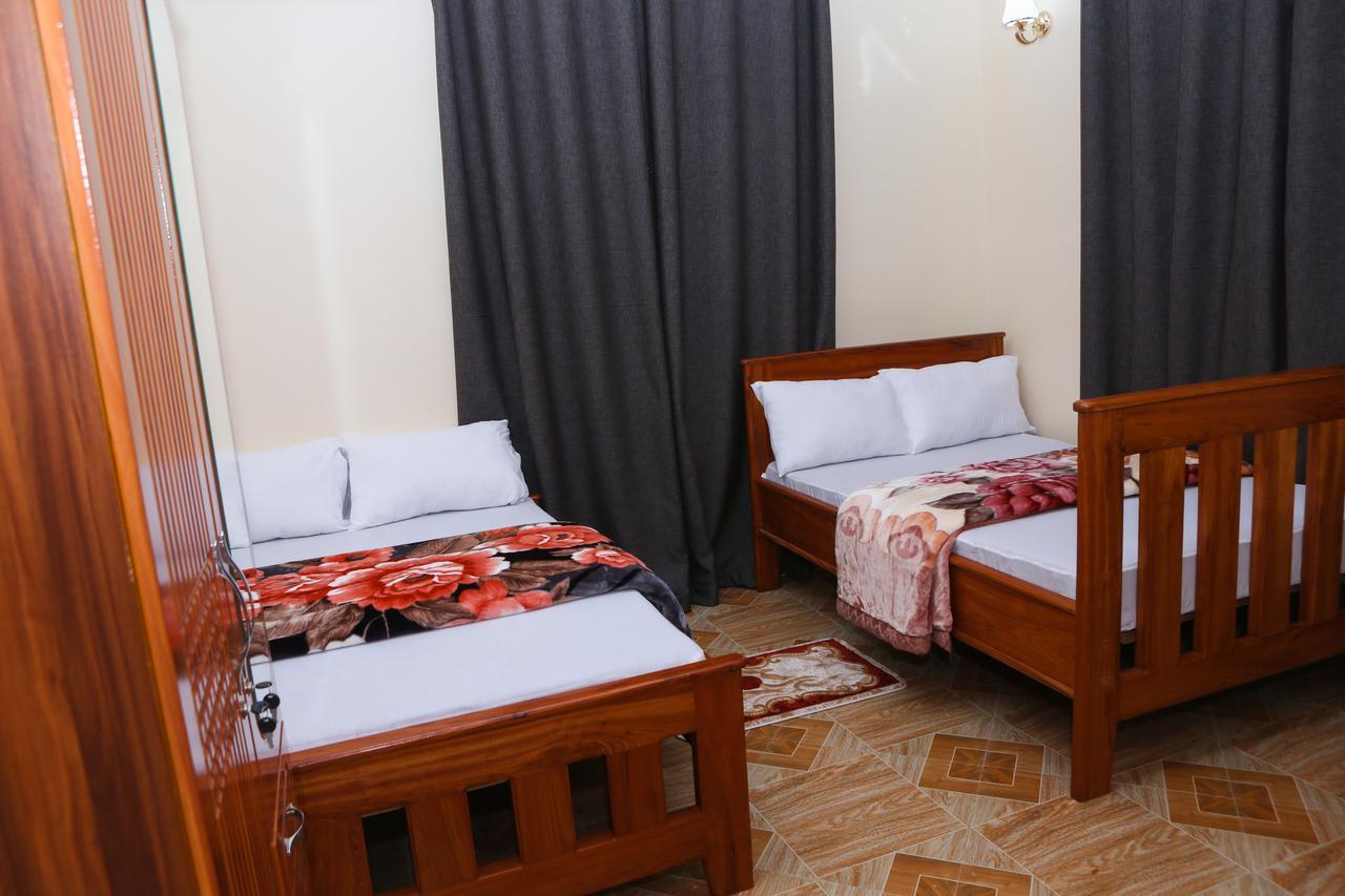 Chibuba Airport Accommodation Darüsselam Dış mekan fotoğraf
